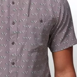 Stoic Performance Button Down Print Shirt Men's -Stoic Pop Store SMOGRE D3